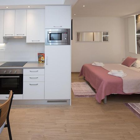 Luxury Studio Apartment Honeymoon Сплит Екстериор снимка