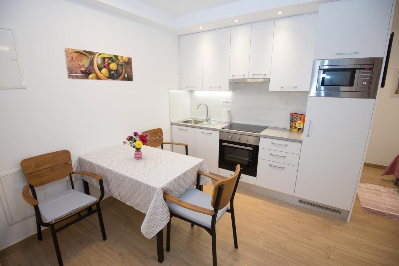 Luxury Studio Apartment Honeymoon Сплит Екстериор снимка