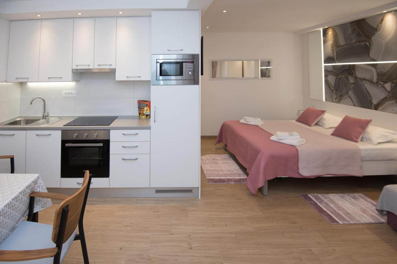Luxury Studio Apartment Honeymoon Сплит Екстериор снимка